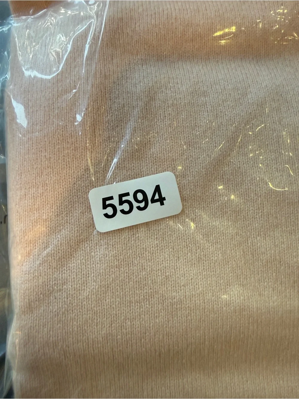 J.Crew 100% Cashmere Peach Crew Neck Sweater Size Small 25594